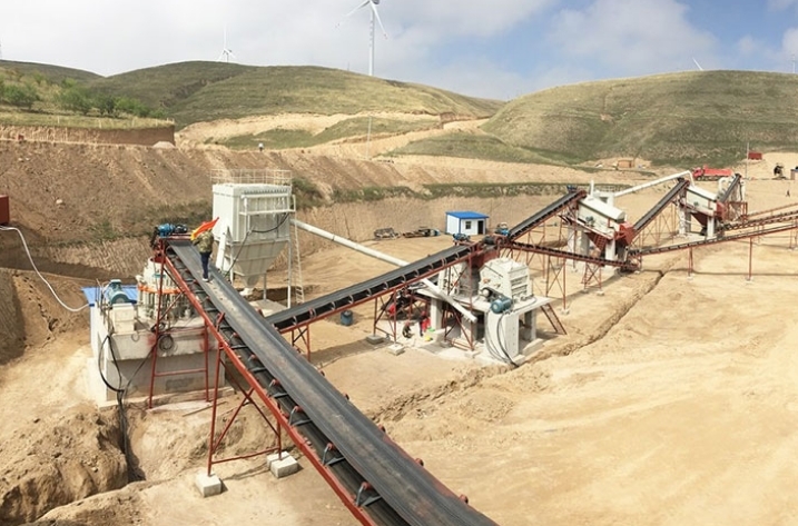 Granite crushed aggregate production line with an output of 450-500 tons per hour